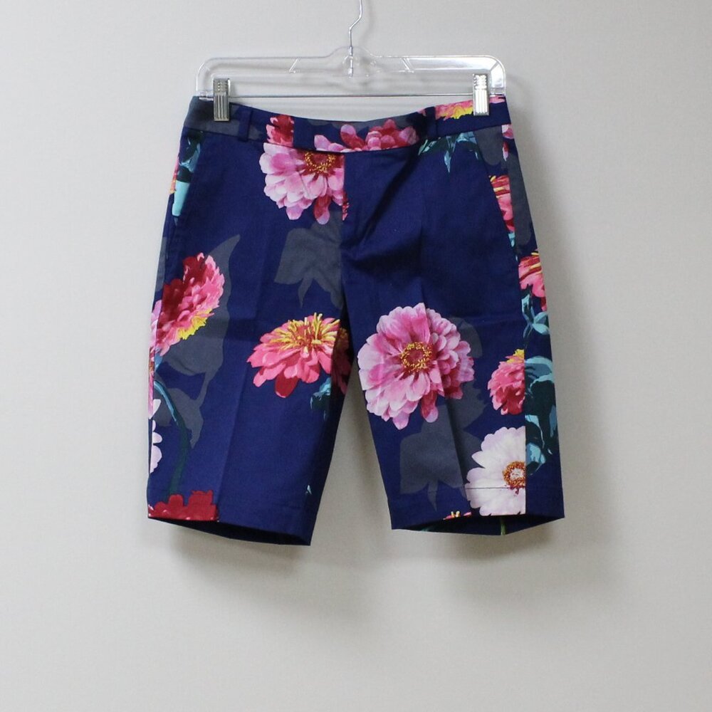 Banana Republic- NWT Floral Shorts- Size: 0